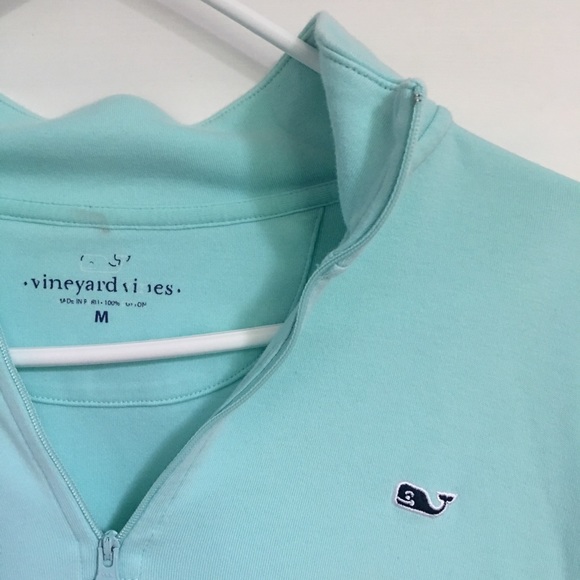 Vineyard Vines 1/4 Zip Up - Picture 2 of 2